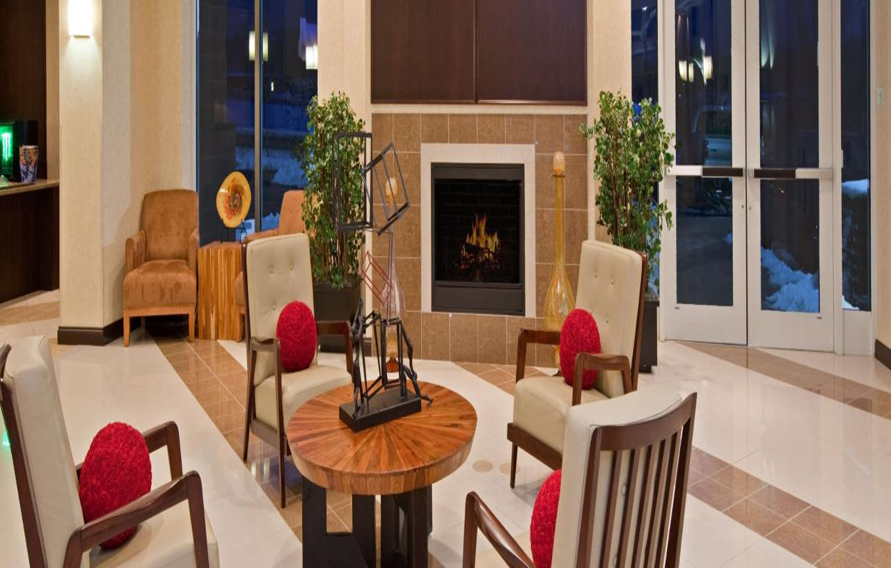By Ihg Florence